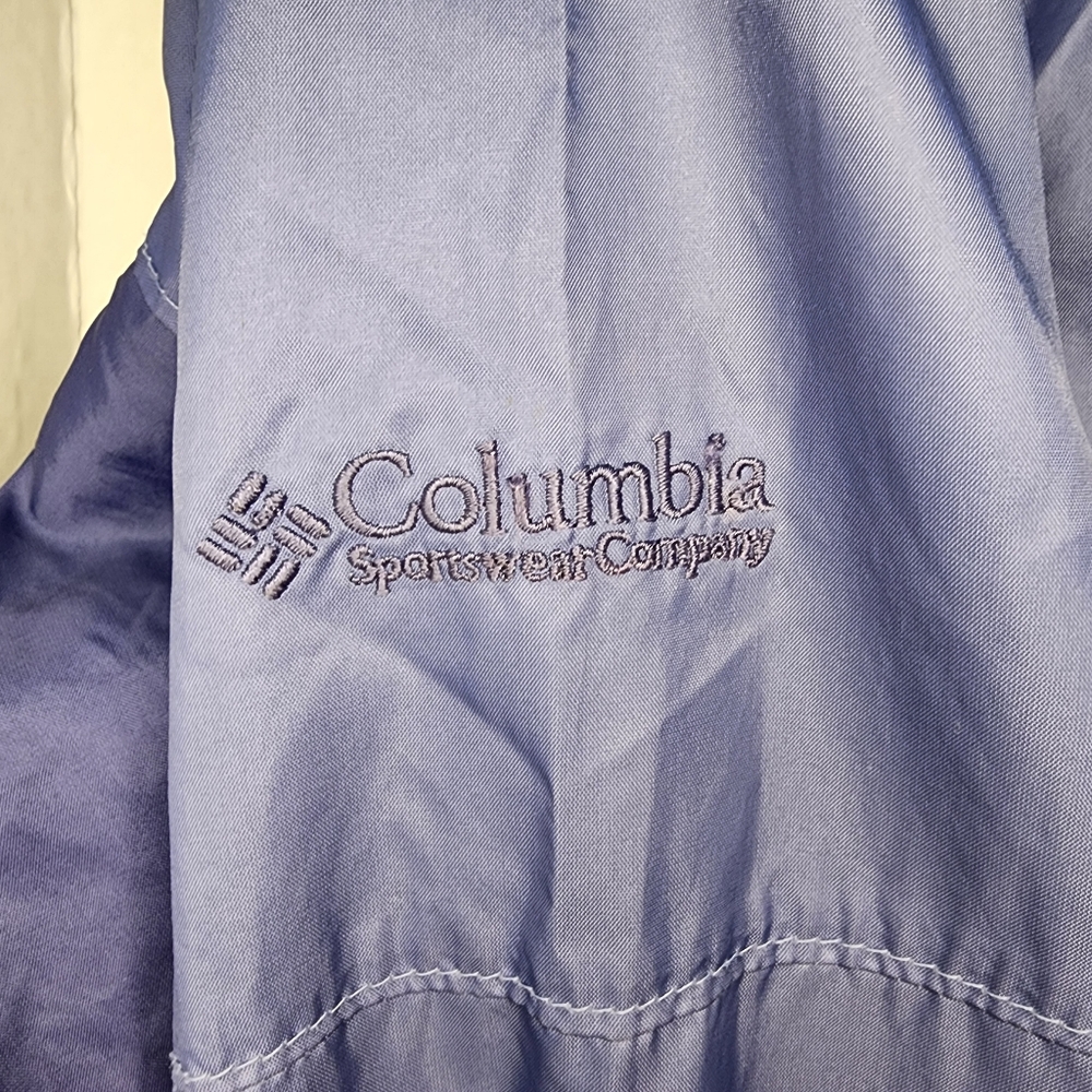 Columbia blue light jacket size large. - Picture 4 of 6